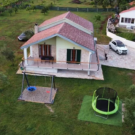 Kuca Za Odmor Neli Holiday home